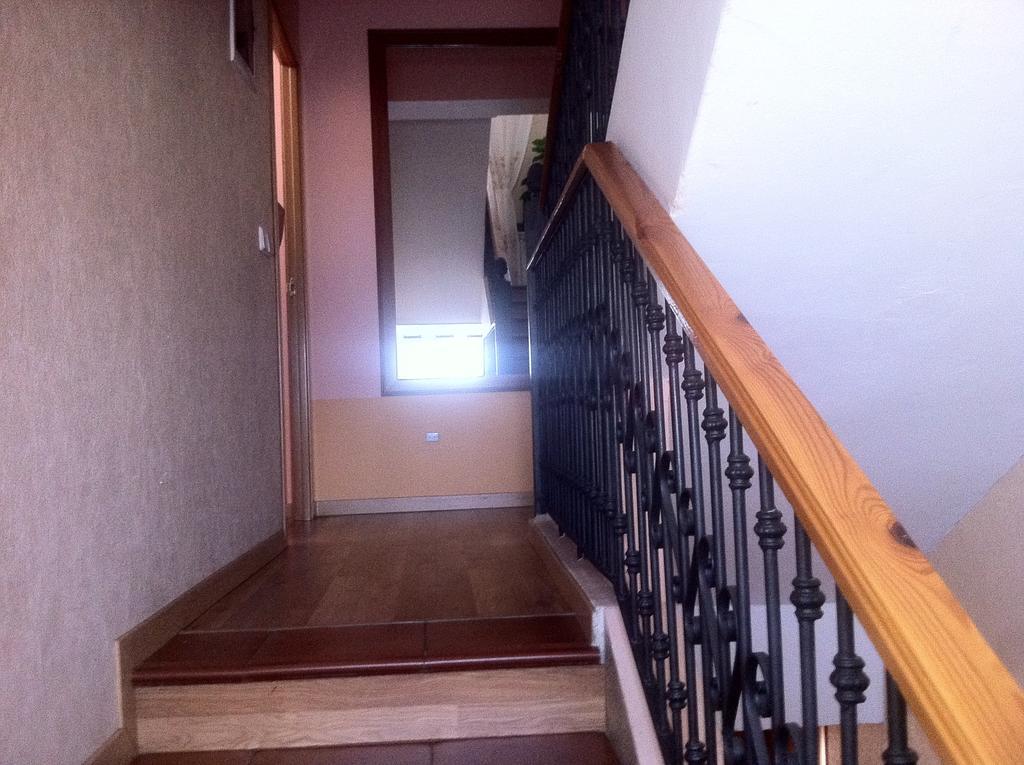 Hostal Madrid Paris บุยตราโก เดล โลโซยา ภายนอก รูปภาพ
