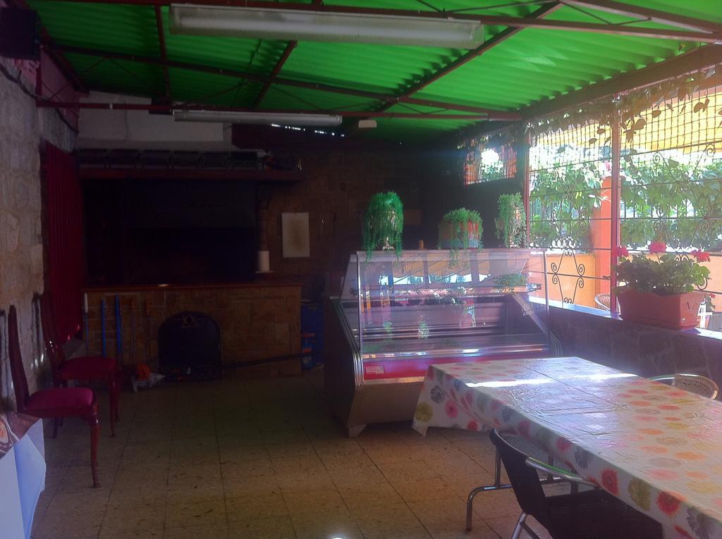 Hostal Madrid Paris บุยตราโก เดล โลโซยา ภายนอก รูปภาพ