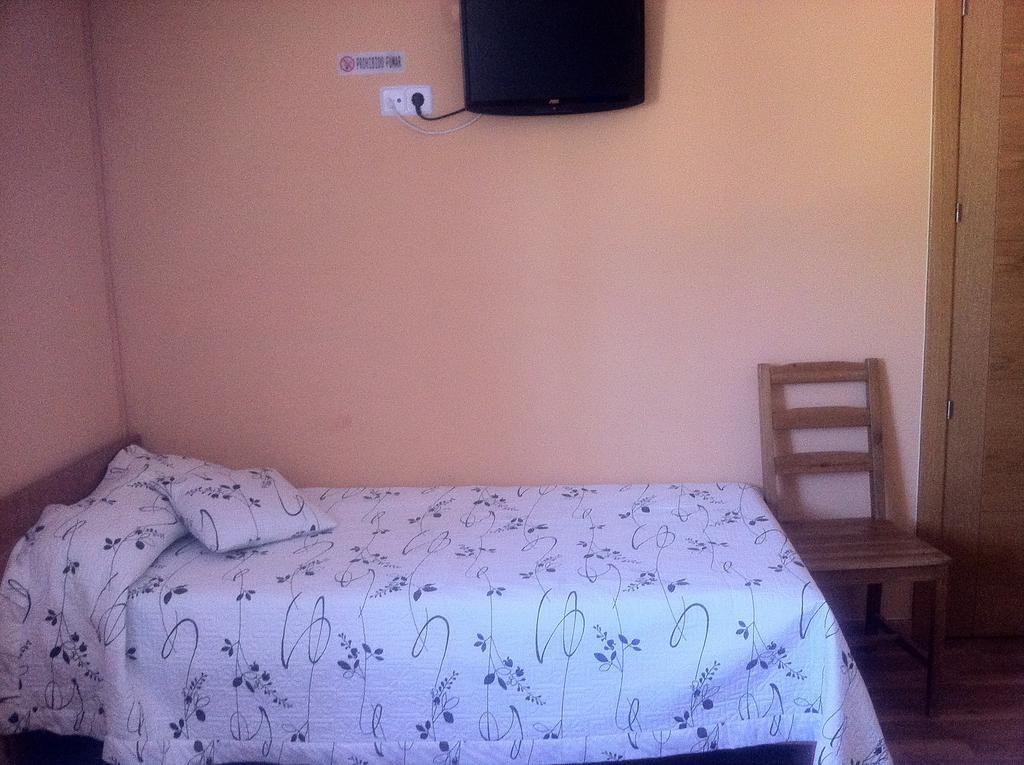 Hostal Madrid Paris บุยตราโก เดล โลโซยา ห้อง รูปภาพ