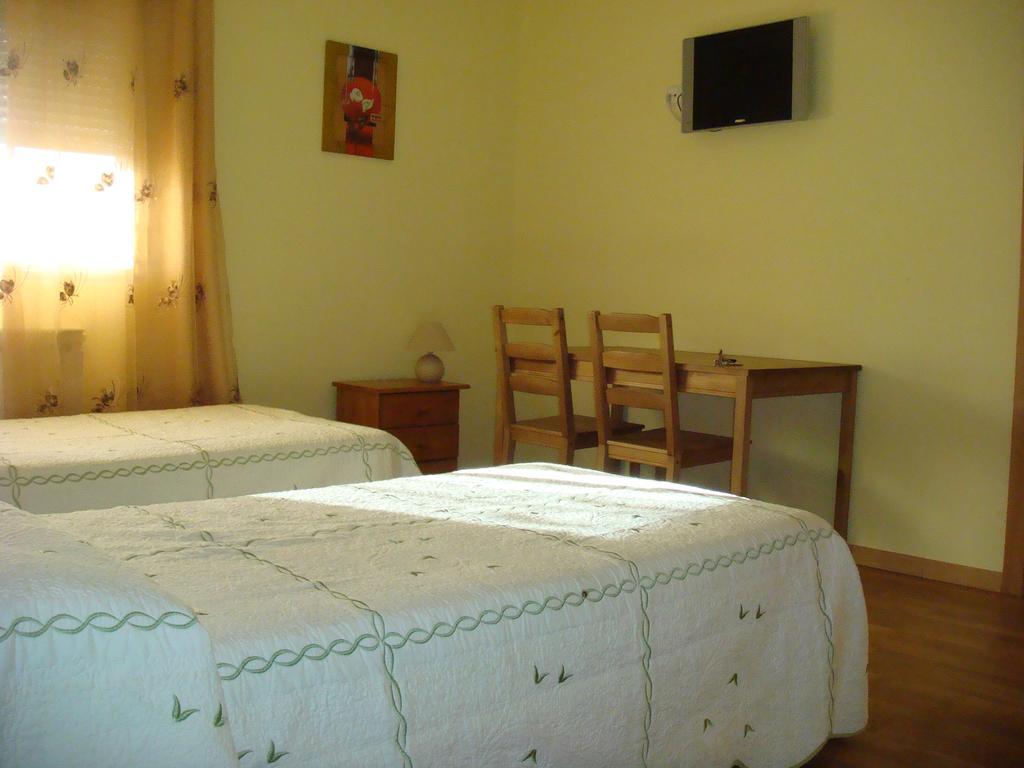 Hostal Madrid Paris บุยตราโก เดล โลโซยา ห้อง รูปภาพ
